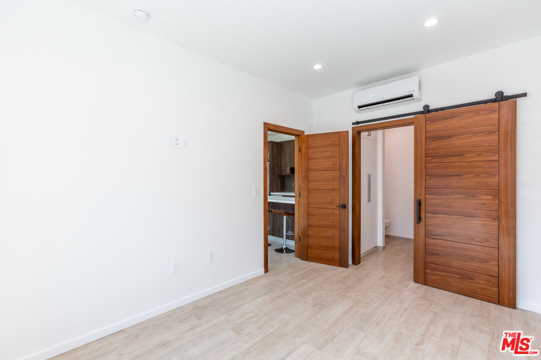 8012 Zeus Dr
