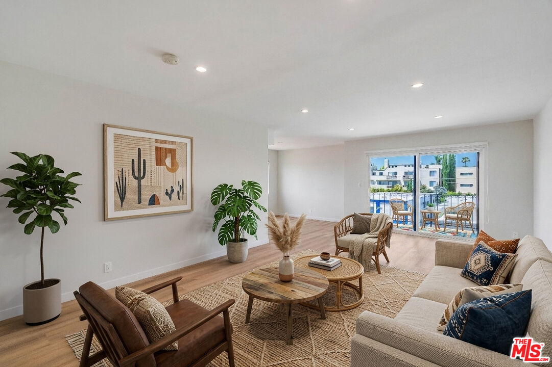 1470 Rexford Dr Unit: 302