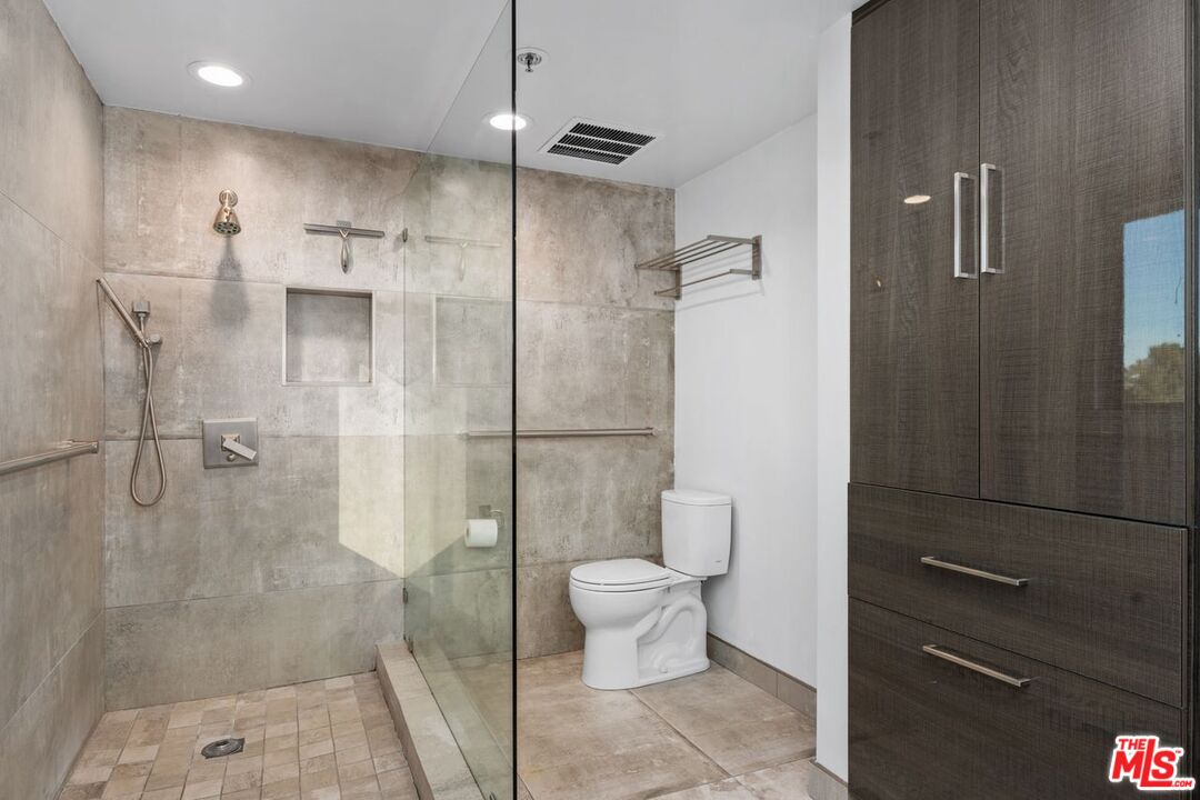 10660 Wilshire Blvd Unit: 804