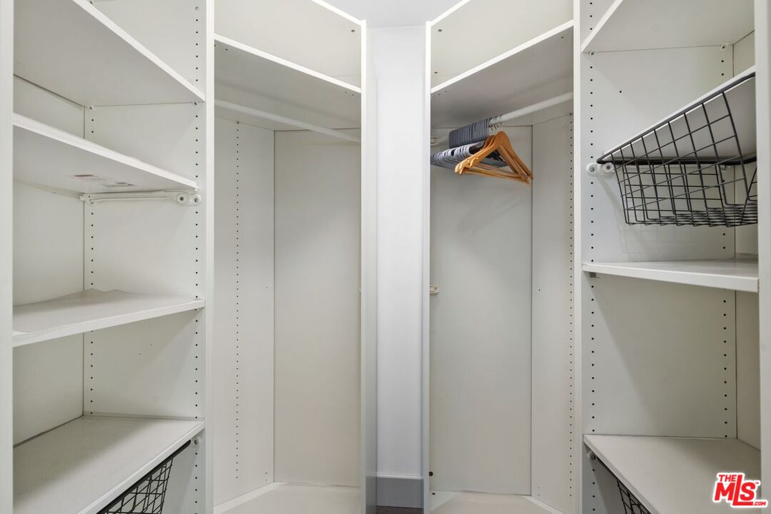 10660 Wilshire Blvd Unit: 804