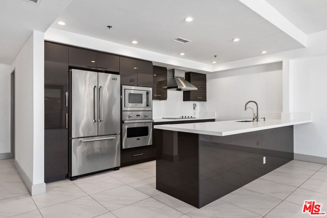10660 Wilshire Blvd Unit: 804