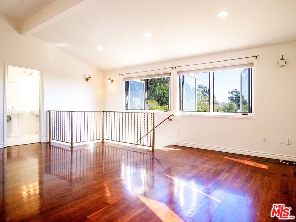 2239 VISTA DEL MAR PL