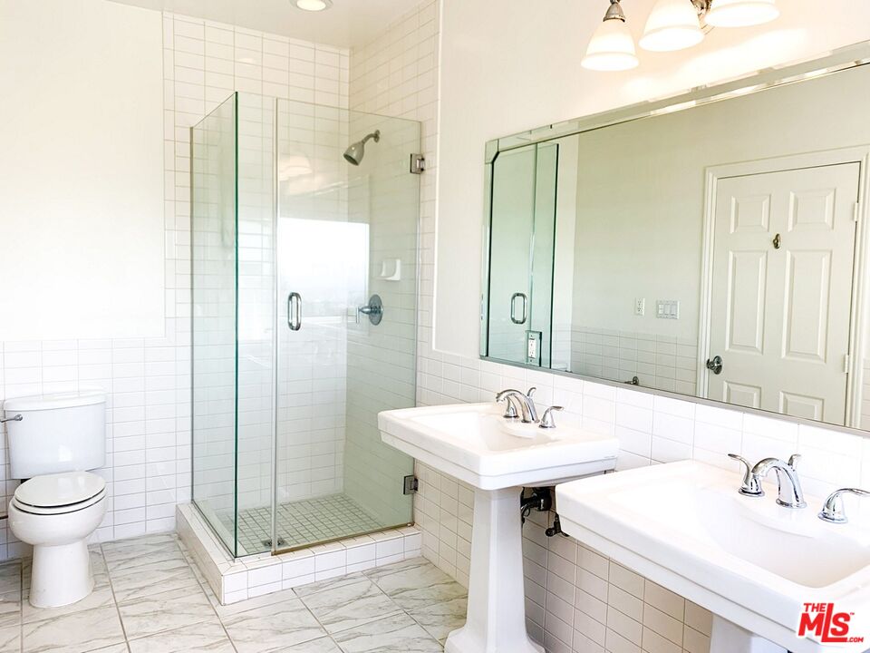 2239 VISTA DEL MAR PL
