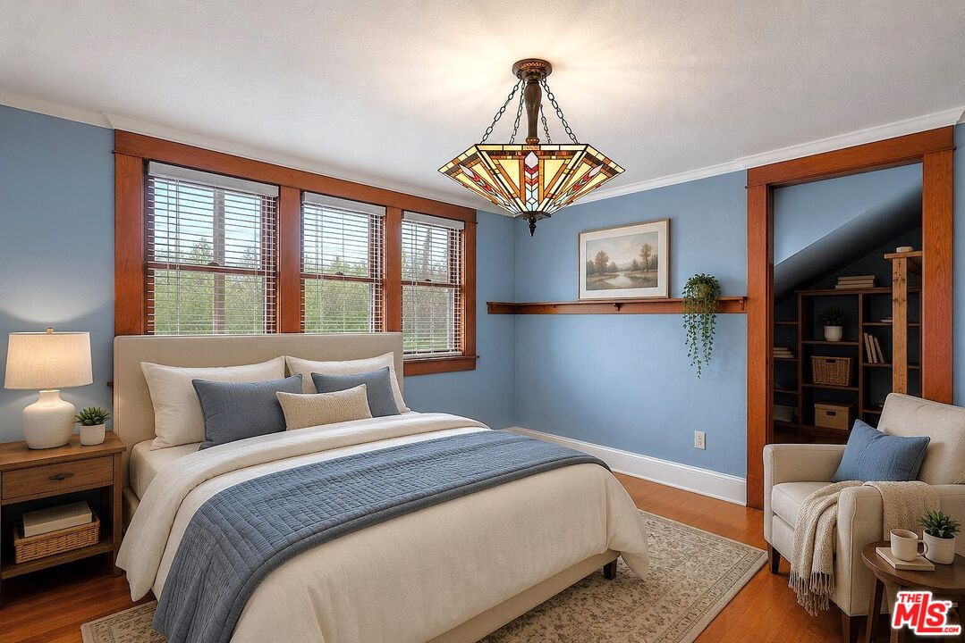 105 El Nido Ave