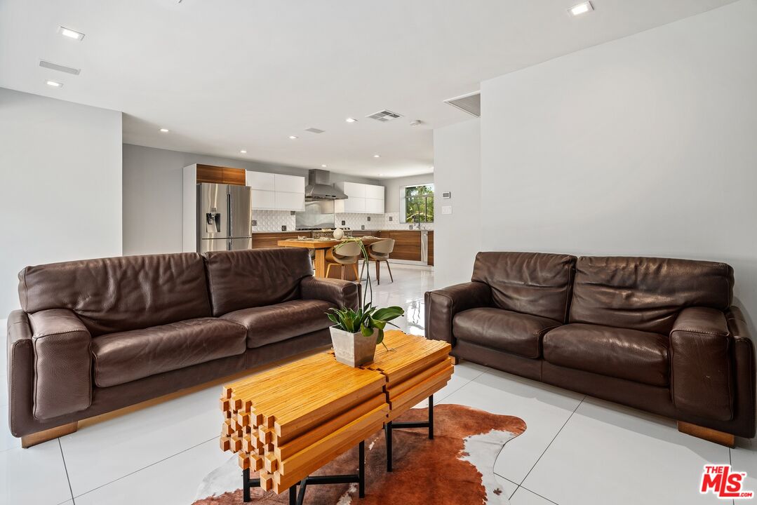 22263 Buena Ventura St