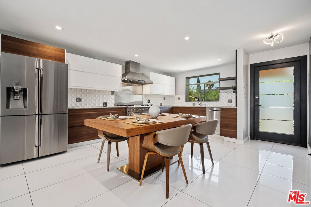 22263 Buena Ventura St