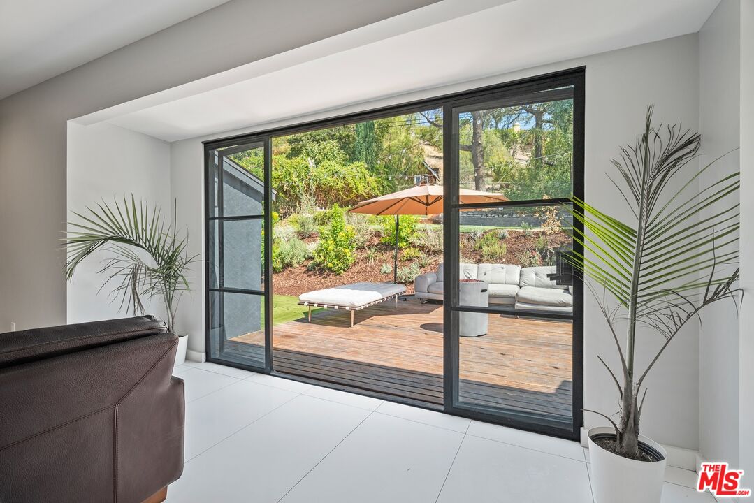 22263 Buena Ventura St