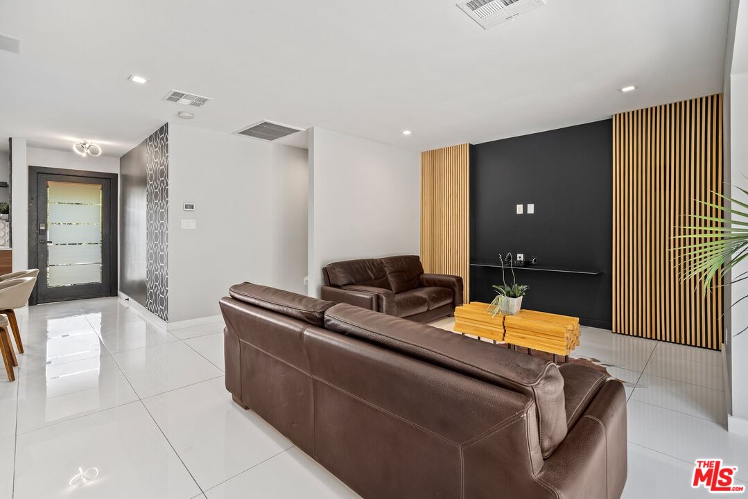22263 Buena Ventura St