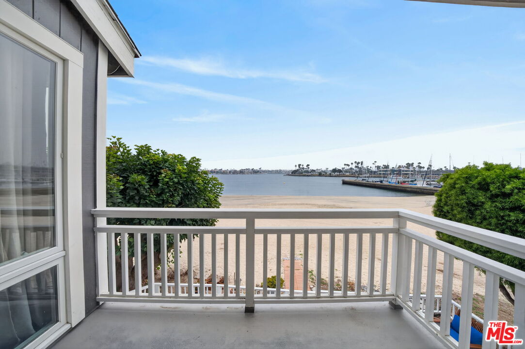 6819 E Ocean Blvd