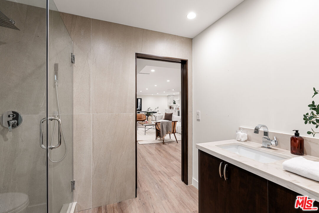 3116 Elvido Dr