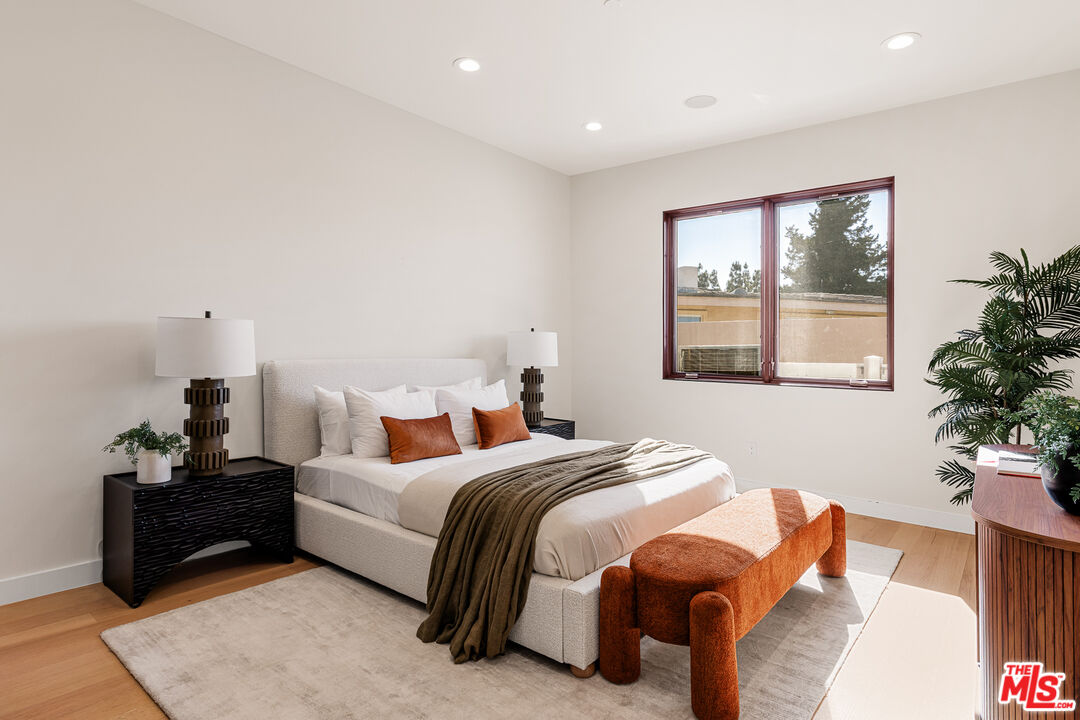 3116 Elvido Dr