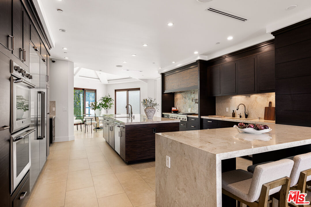 3116 Elvido Dr