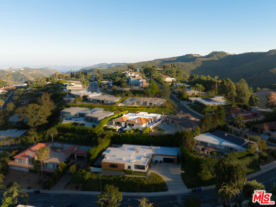 3116 Elvido Dr