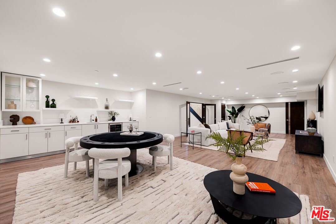 3116 Elvido Dr