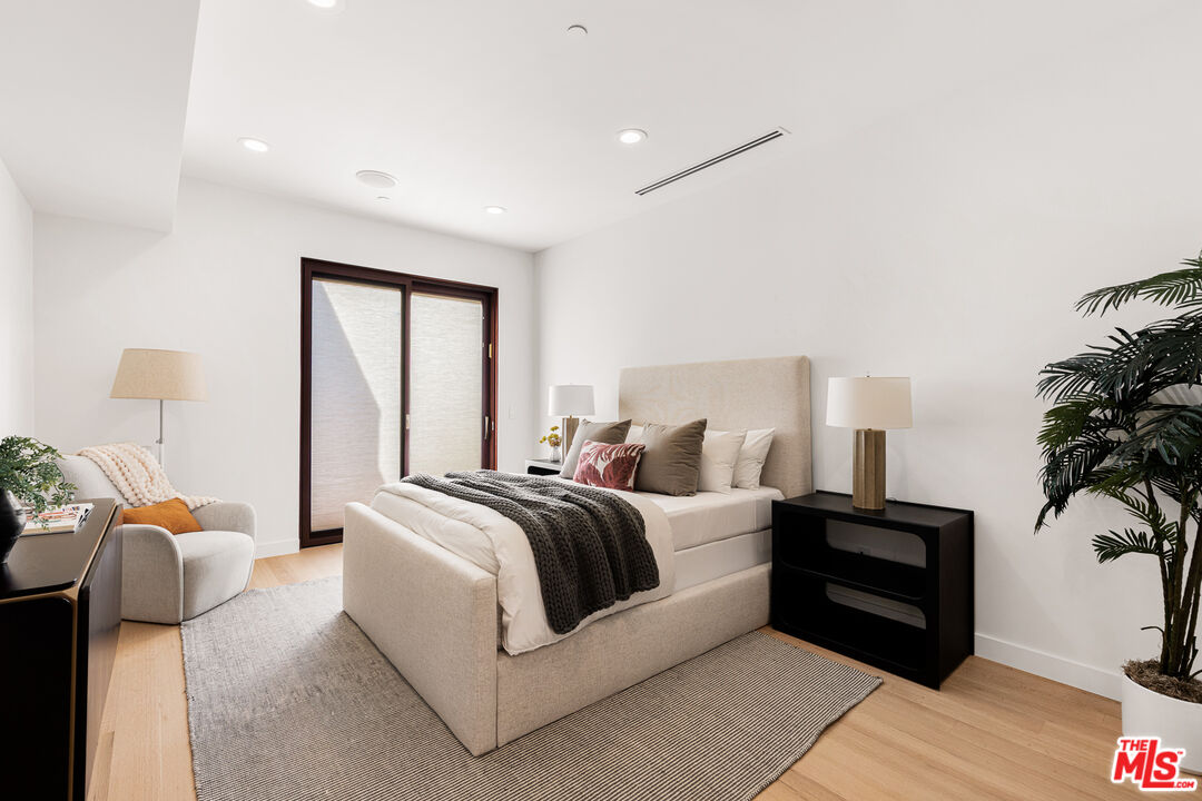 3116 Elvido Dr
