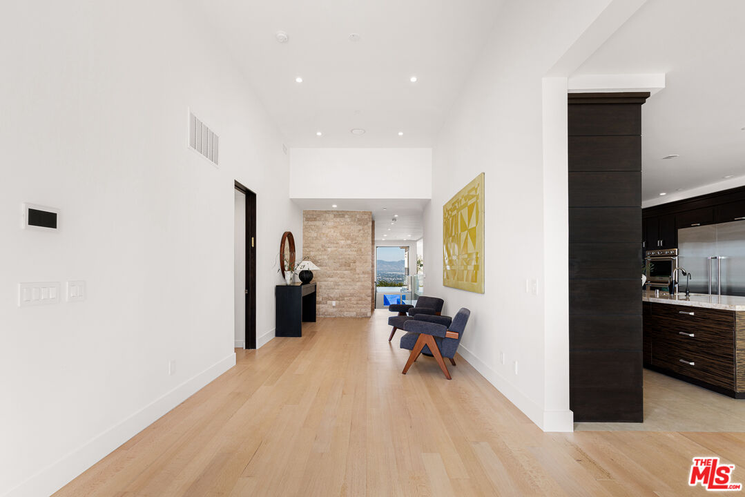 3116 Elvido Dr