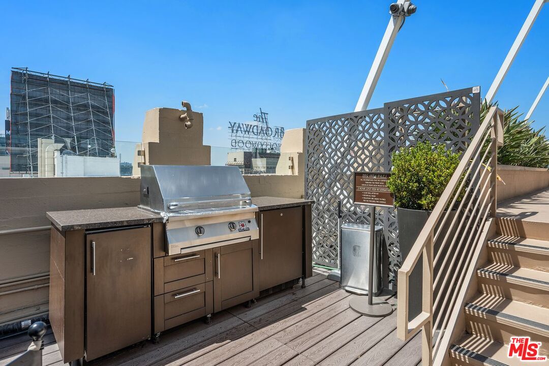 6253 Hollywood Blvd Unit: 708