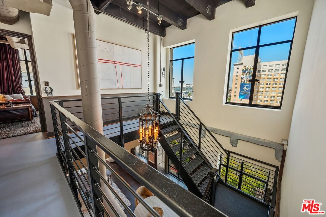 6253 Hollywood Blvd Unit: 708