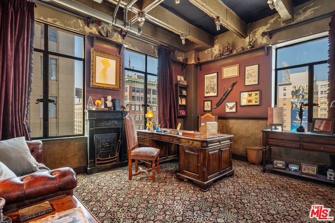 6253 Hollywood Blvd Unit: 708