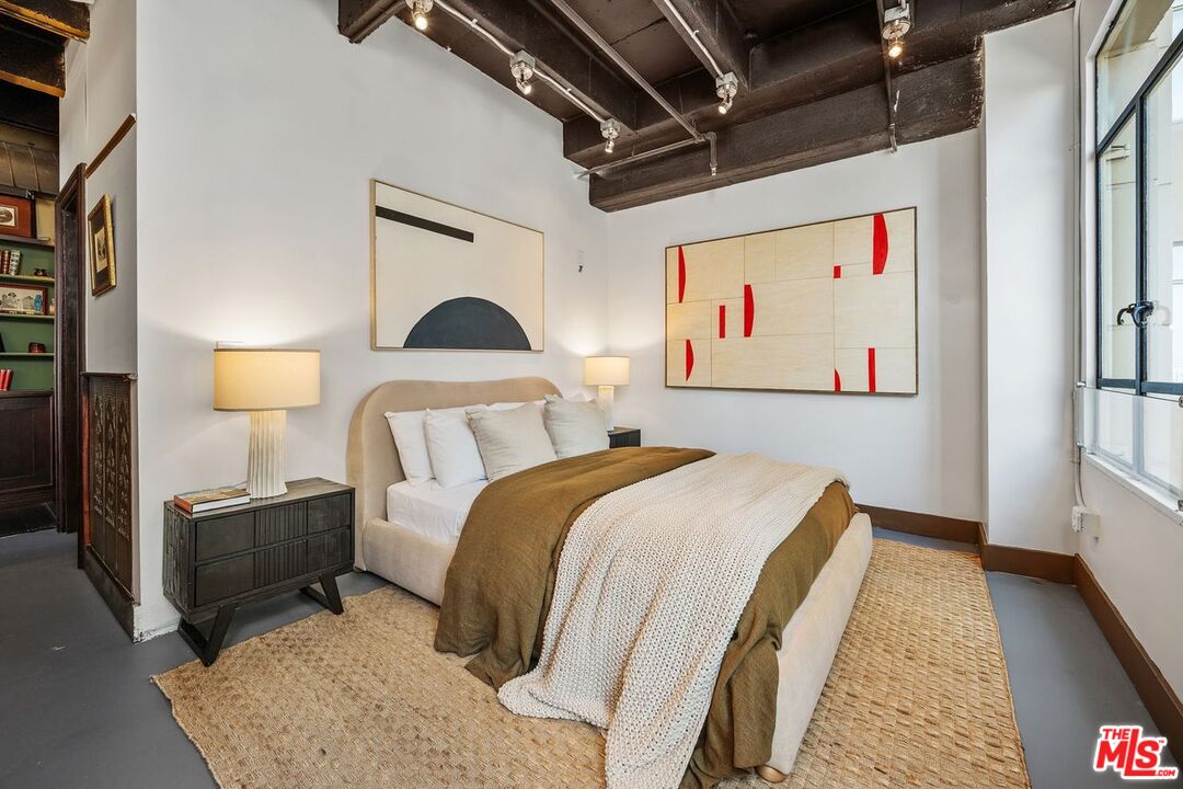 6253 Hollywood Blvd Unit: 708