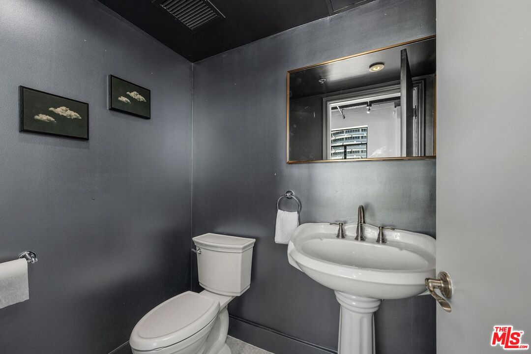 6253 Hollywood Blvd Unit: 708