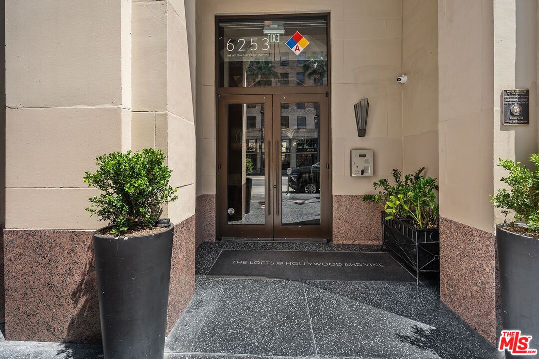 6253 Hollywood Blvd Unit: 708