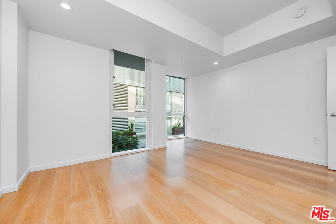 1705 Ocean Ave Unit: 107