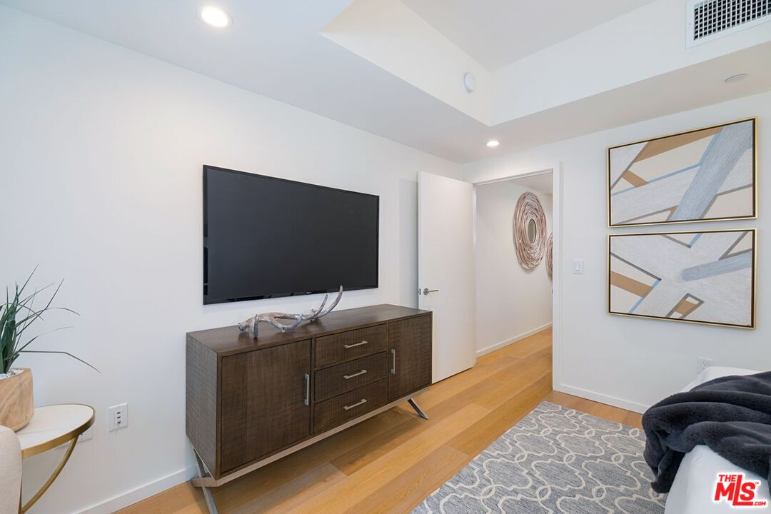 1705 Ocean Ave Unit: 107