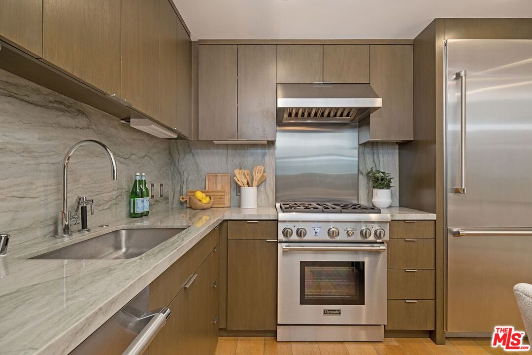 1705 Ocean Ave Unit: 107