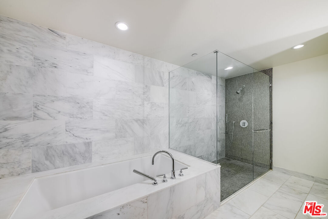 1705 Ocean Ave Unit: 107