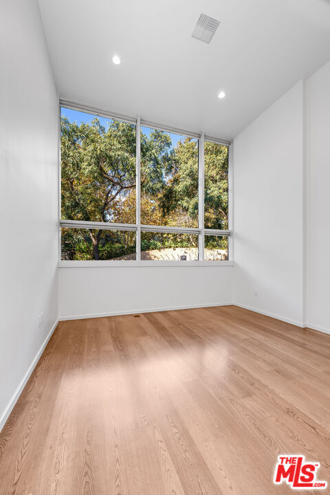 1705 Ocean Ave Unit: 107