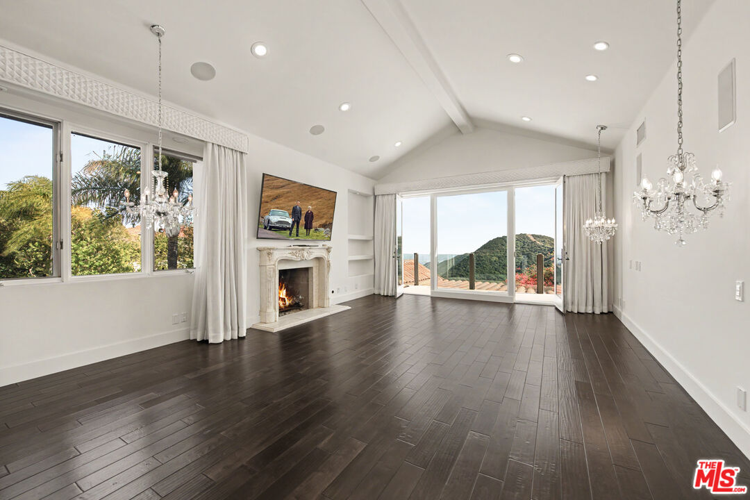 12608 Promontory Rd