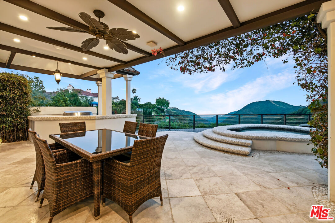 12608 Promontory Rd