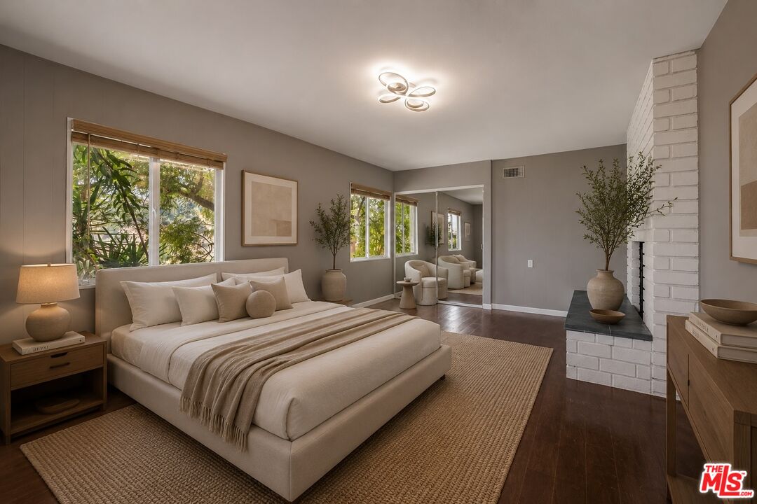 1438 Davies Dr