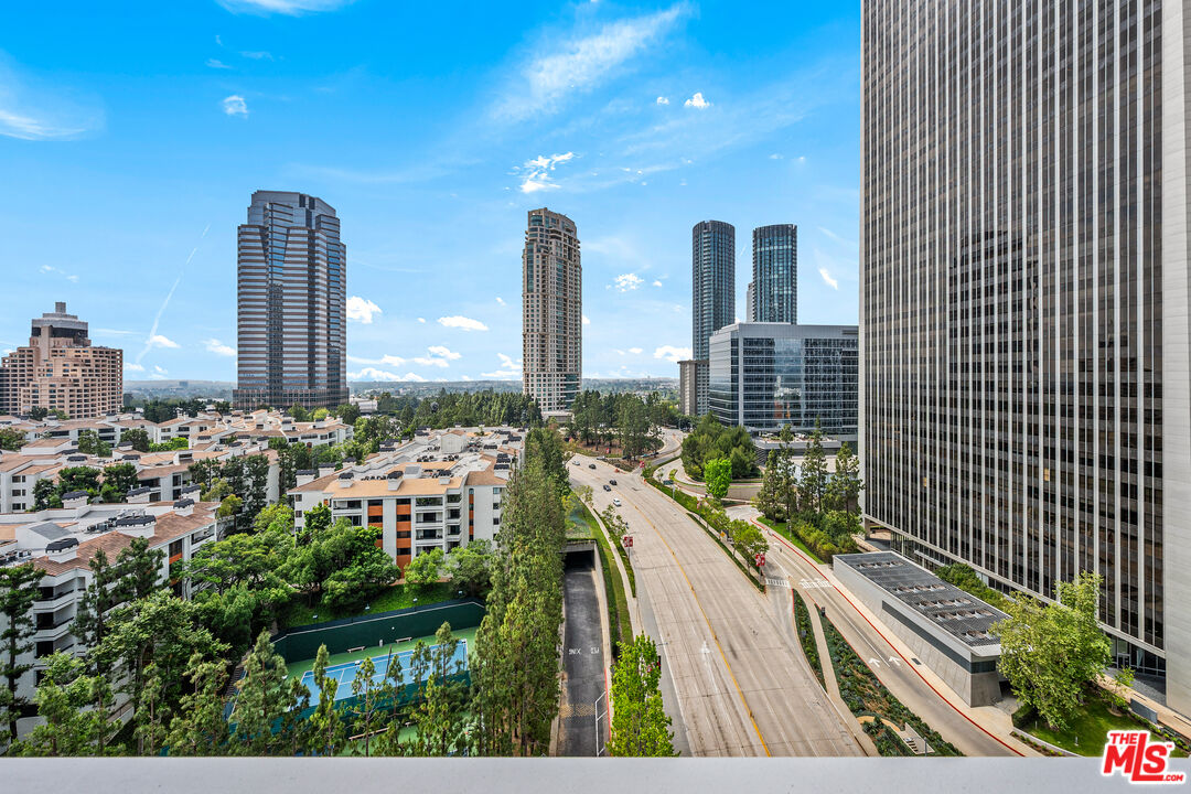 2160 Century Park Unit: 1712