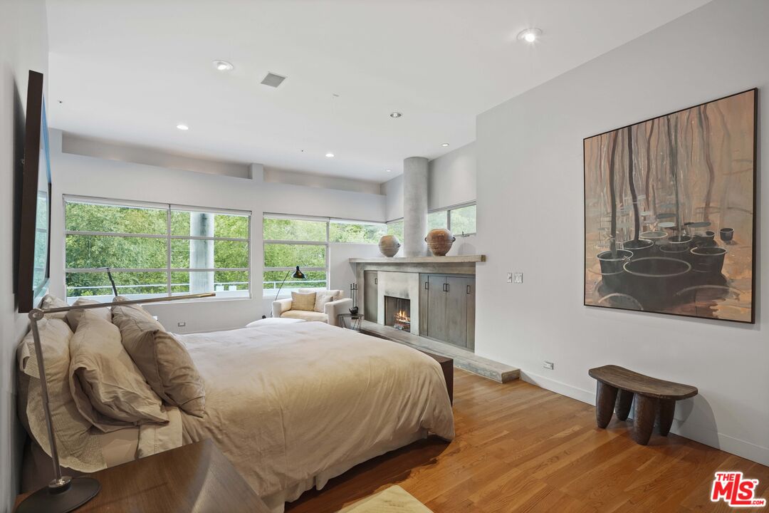 7700 Willow Glen Rd