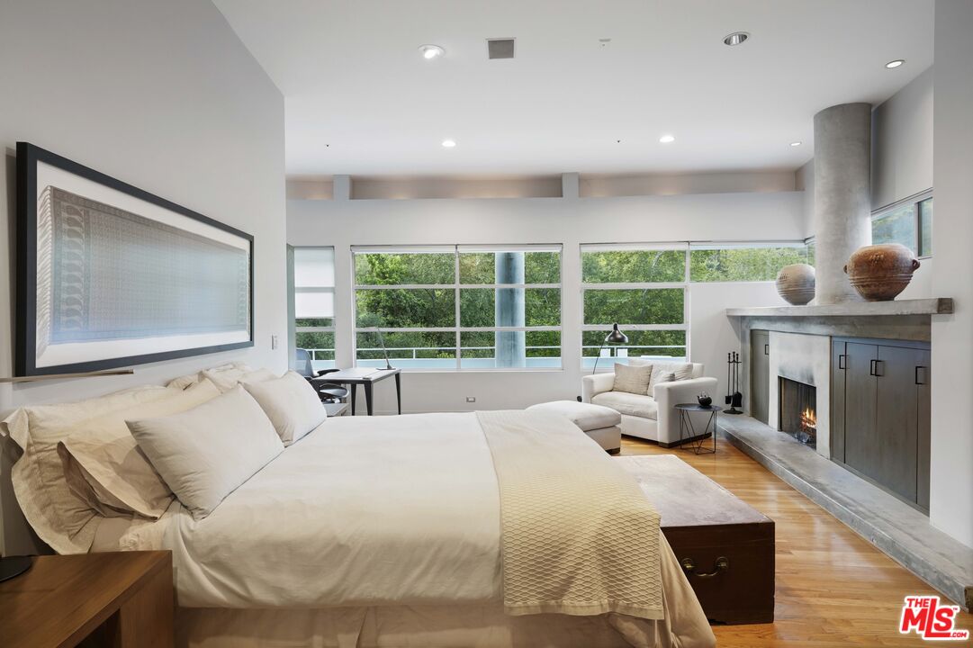 7700 Willow Glen Rd