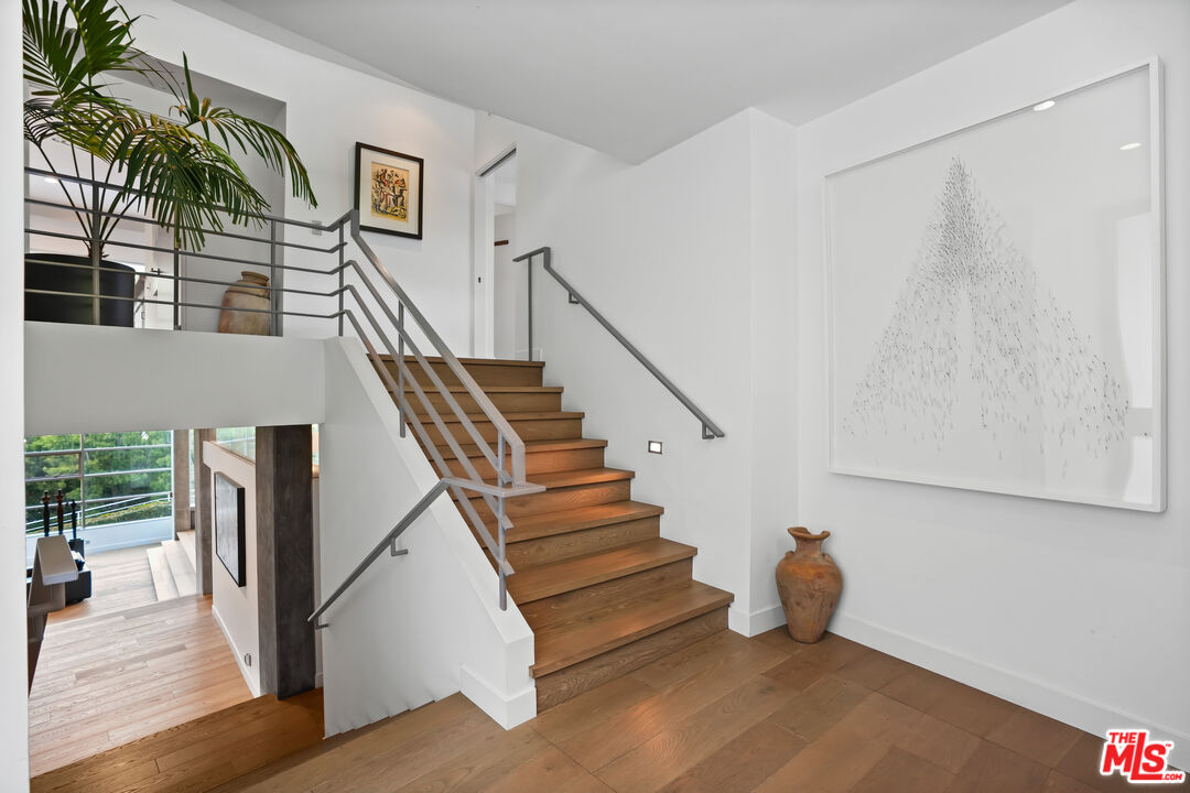 7700 Willow Glen Rd