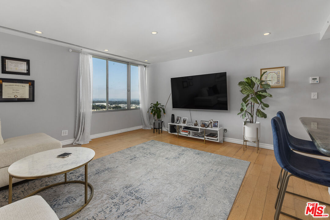 2170 Century Park Unit: 2003