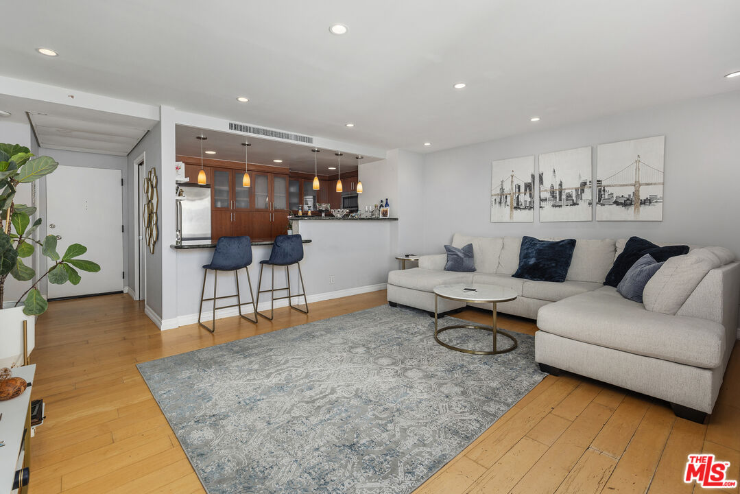 2170 Century Park Unit: 2003