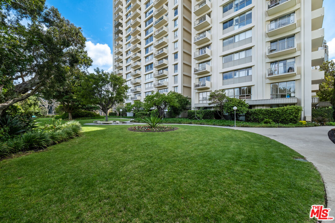 2170 Century Park Unit: 2003