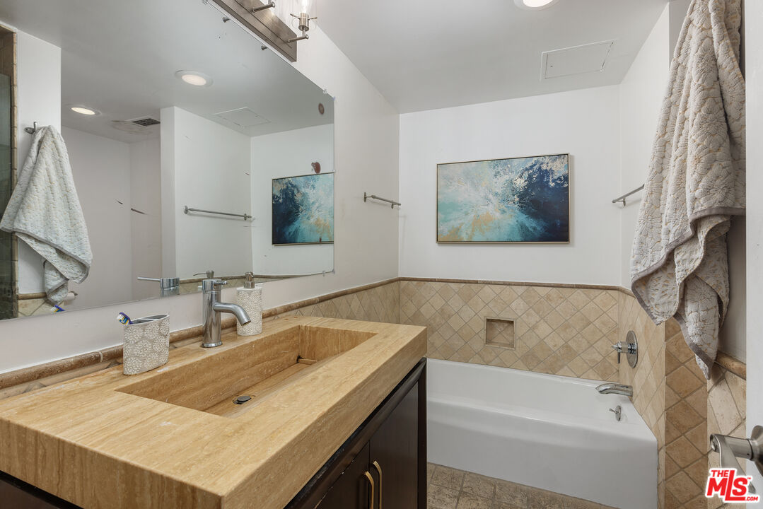 2170 Century Park Unit: 2003