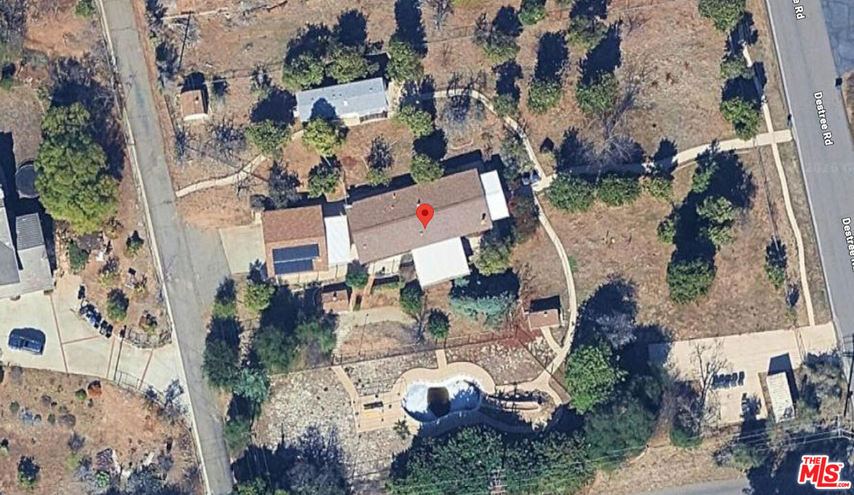 1237 Destree Rd