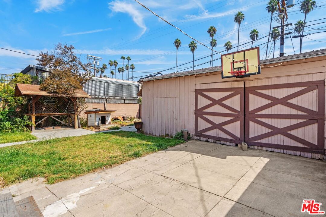 4812 Arlington Ave