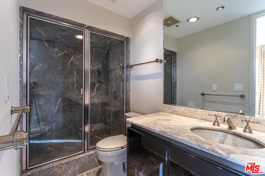 10430 Wilshire Blvd Unit: 2001
