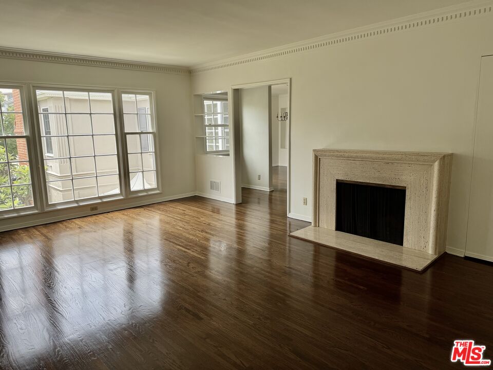 1292 Devon Ave Unit: 1296