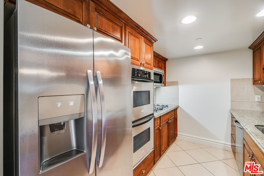 8610 Chalmers Dr Unit: 302