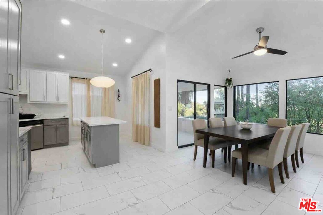 4912 Llano Dr
