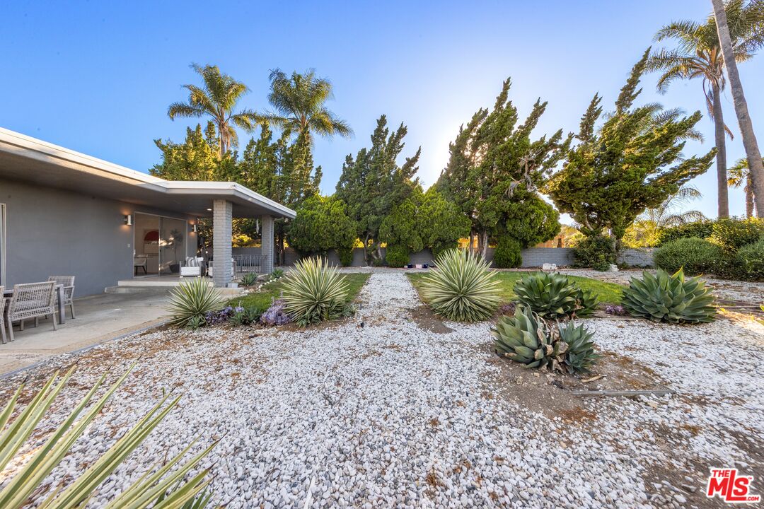 16375 Sloan Dr