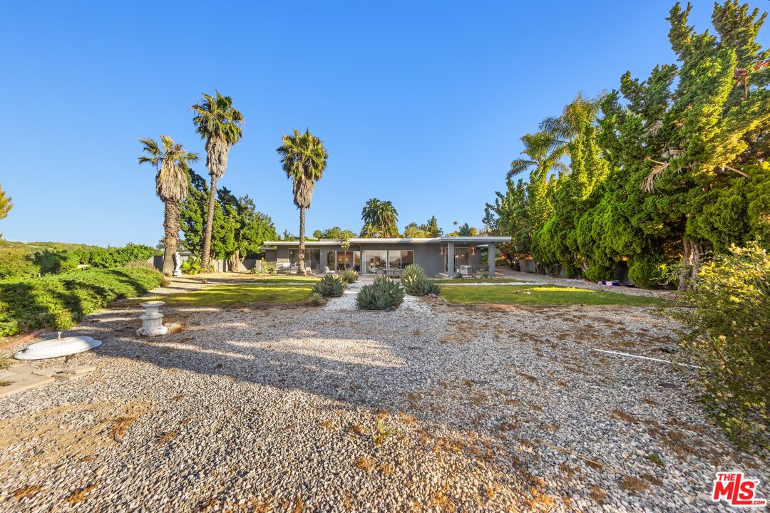 16375 Sloan Dr